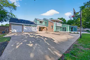 1202 Briar Bayou Dr, Houston, TX 77077 - Photo 44