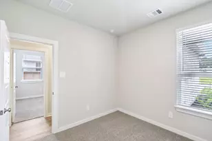 5525 Madden Ln, Houston, TX 77048 - Photo 14