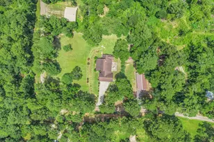 401 Hill Creek Dr, Coldspring, TX 77331 - Photo 4