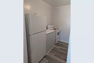 1311 1/2 21st Street #2, Huntsville, TX 77340 - Photo 2