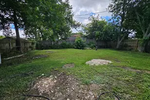 2129 Raspberry Ln, Pasadena, TX 77502 - Photo 34