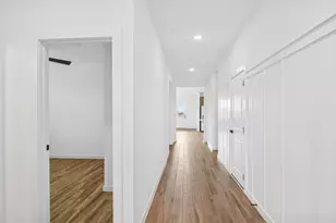 203 S Rose Marie Ln, Montgomery, TX 77356 - Photo 2