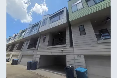 2705 St Emanuel Street, Houston, TX 77004 - Photo 2