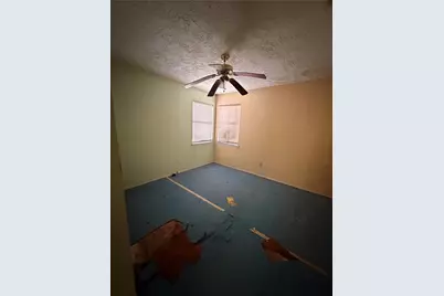 8518 Scenic Green Drive, Houston, TX 77088 - Photo 22
