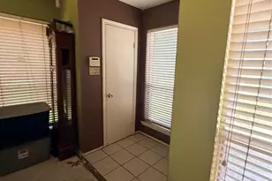 8518 Scenic Green Dr, Houston, TX 77088 - Photo 8
