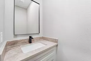 16625 Avery St, Conroe, TX 77302 - Photo 4