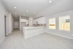 11023 Gardenia Creek Dr, Houston, TX 77044 - Photo 4