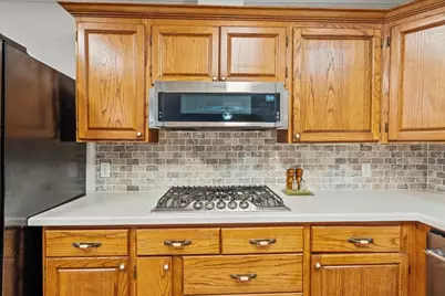 603 Shady Glen Drive, Anahuac, TX 77514 - Photo 12