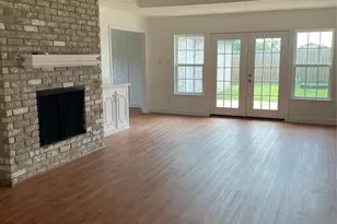 10930 Bob White Dr, Houston, TX 77096 - Photo 6