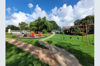 10930 Bob White Drive, Houston, TX 77096 - Photo 20