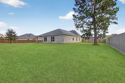 6038 Leeward Island Drive, Conroe, TX 77304 - Photo 4