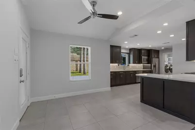 11918 Beverly Drive, Houston, TX 77065 - Photo 16