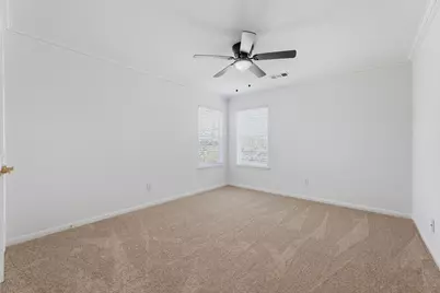 10822 Wysall Cliff Court, Houston, TX 77064 - Photo 32