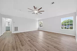 8010 Ashley Cir Dr N, Houston, TX 77071 - Photo 26
