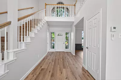 8010 Ashley Circle Drive N, Houston, TX 77071 - Photo 2