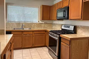 12311 Hamsfield Ct, Tomball, TX 77377 - Photo 6