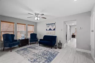 8100 Seawall Blvd, Galveston, TX 77551 - Photo 4