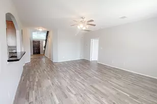 6227 Carnaby Ln, Rosenberg, TX 77471 - Photo 8