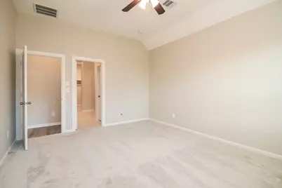 142 Scarlet Maple Court, Conroe, TX 77318 - Photo 8