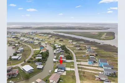 2023 County Road 201, Sargent, TX 77414 - Photo 6