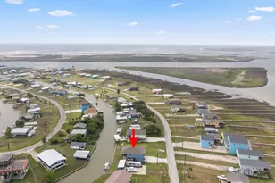 2023 County Rd 201, Sargent, TX 77414 - Photo 6