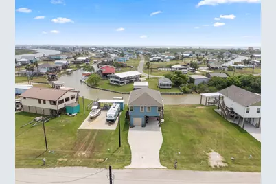 2023 County Road 201, Sargent, TX 77414 - Photo 8