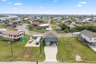 2023 County Rd 201, Sargent, TX 77414 - Photo 8