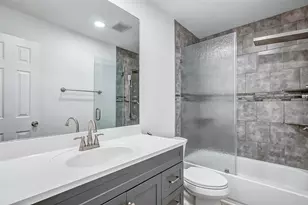778 Thicket Ln, Houston, TX 77079 - Photo 22