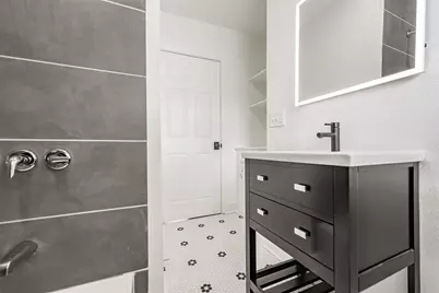 2102 55th Street, Galveston, TX 77551 - Photo 30