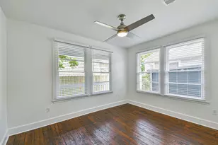 2102 55th St, Galveston, TX 77551 - Photo 10