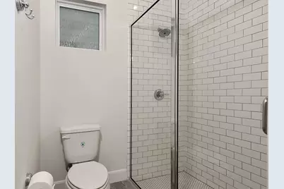 2427 W 11th Street, Houston, TX 77008 - Photo 8