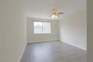 2825 Hickory Limb Ct, League City, TX 77573 - Photo 10
