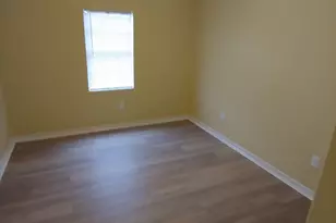 2520 E Crosstimbers St, Houston, TX 77093 - Photo 14