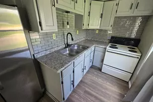 1523 N Avenue F, Freeport, TX 77541 - Photo 6