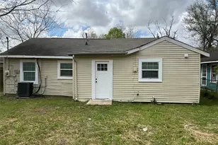 6709 Kassarine Pass, Houston, TX 77033 - Photo 2