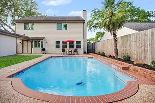 15914 Dunmoor Dr, Houston, TX 77059 - Photo 24