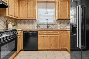 15914 Dunmoor Dr, Houston, TX 77059 - Photo 8