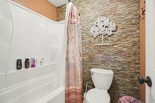 15914 Dunmoor Dr, Houston, TX 77059 - Photo 22
