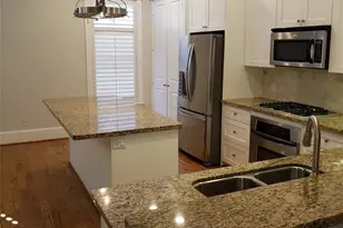 916 Lawrence St, Houston, TX 77008 - Photo 10