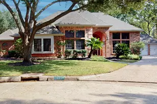 11803 Pebbleton Dr, Houston, TX 77070 - Photo 2