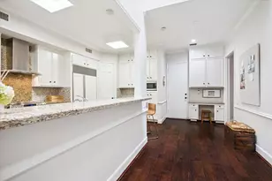 5 Pine Briar Cir, Houston, TX 77056 - Photo 10