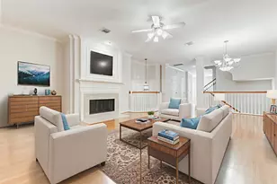 30 Waugh Dr, Houston, TX 77007 - Photo 2