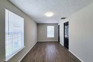 3416 Europa St, Houston, TX 77022 - Photo 22