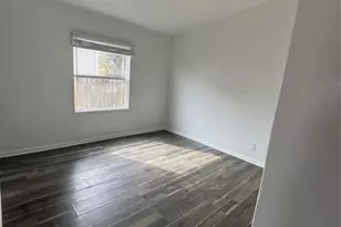 11919 Greenspark Ln, Houston, TX 77044 - Photo 2