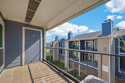 18515 Egret Bay Boulevard #1302, Houston, TX 77058 - Photo 14