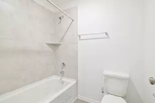 10711 Catclaw Ct, Tomball, TX 77375 - Photo 18