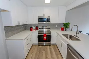 12973 Wirevine Ln, Houston, TX 77072 - Photo 2