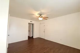 2712 Evergreen Cir, Bryan, TX 77801 - Photo 28