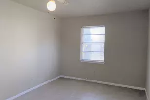 915 Alexander St, Houston, TX 77008 - Photo 12