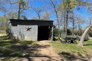 11810 Riley Green Rd, Franklin, TX 77836 - Photo 18